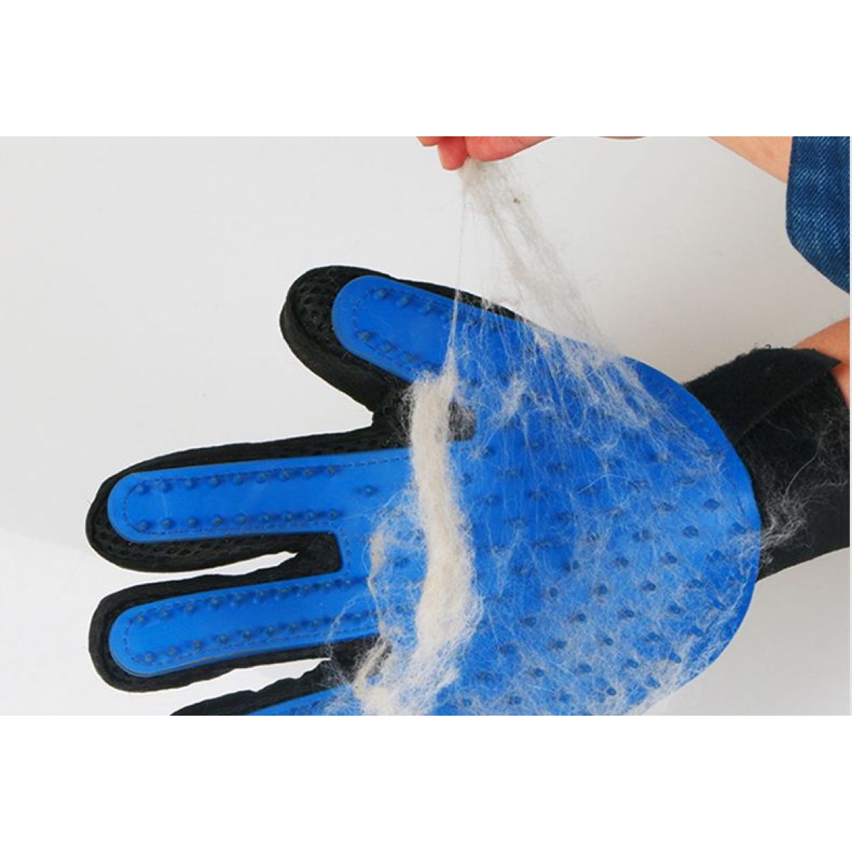 Silicone Grooming & Massage Glove for Dogs & Cats
